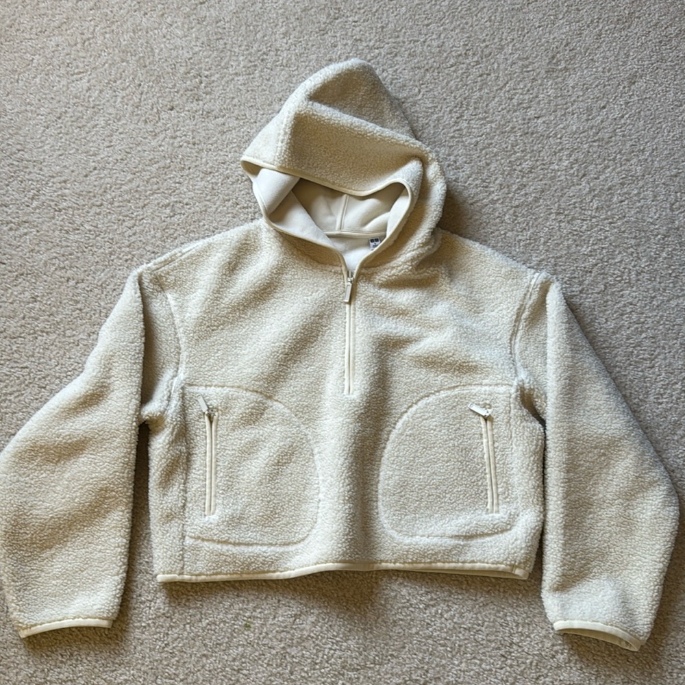 Uniqlo Fleece 1/4 zip Hoodie